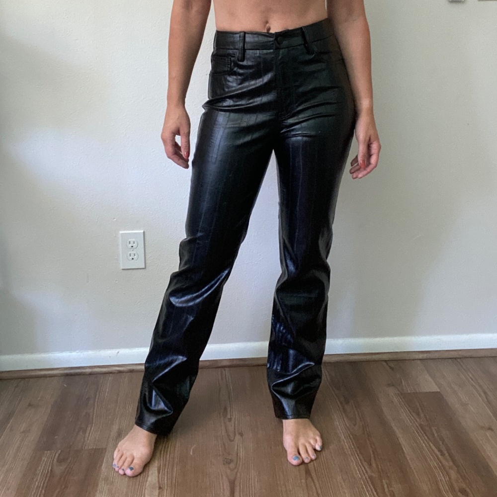 NWOT Better Than Leather Good Icon Good American Faux Vegan Pants - 6/28 - Picture 2 of 8